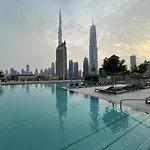 3Br Facing Dubai Mall 5 Min Walk To Burj Khalifa