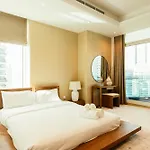 Stunning 2Br With Captivating Marina View - 17Ab06
