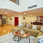 Luxury Escapes - Amazing Sea View - 4 Bedrooms Apt With Maids Room In Jbr