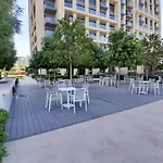 Full Burj Khalifa Views / 5 Min Walk From Dubai Mall / Designer Choice / 6 People / New Building