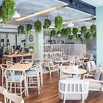Moevenpick Hotel Apartments Downtown Dubai