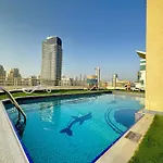 Opulent 1Br At Manchester Tower Dubai Marina By Deluxe Holiday Homes