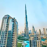 Burj Khalifa Front View & Fountain View Island Paradise 2Br Luxury Apartment Burj Residences Golden Homes