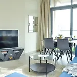 Lovely 2 Bedroom W/Burj Khalifa View!