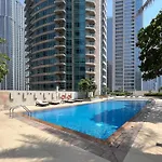 Ultimate Stay / 5 Min Walk From Dubai Mall / 5 People / Downtown Boulevard