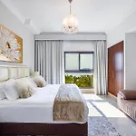 Fairmont North 2Br Full Sea View