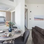 Frank Porter - Majestique Residence