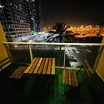 Ultimate Luxury Apt Near Metro!