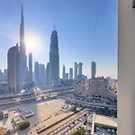 Downtown Views Live At Dubai Mall
