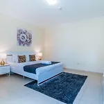 Rh- Prime Location, Spacious 2Br, Walk To Dubai Mall