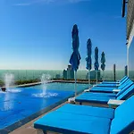 Best Burj Khalifa View Balcony Apartment With 64Th Floor Infinity Pool In Paramount Hotel Midtown