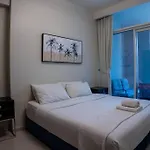 Apartment- 12 Mins Walking Dubai Mall Burj Khalifa