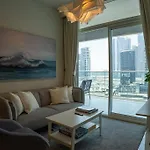 Apartment- 12 Mins Walking Dubai Mall Burj Khalifa
