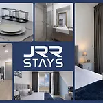 Sophisticated Studio Jvc - Breathtaking City View