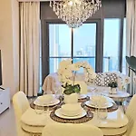 Luxury 3 Bedroom Aykon Tower