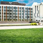 Grand Kingsgate Jaddaf Waterfront Hotel By Millennium