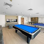 Chic Studio In Arjan With Pool Game Room And Gym