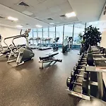 Vacay Lettings - Silverene - Next To Marina Mall With Amazing Marina View