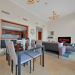 Magnificent Marina View Luxurious 2 Bedroom Apartment