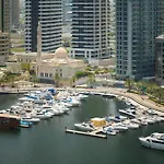 Magnificent Marina View Luxurious 2 Bedroom Apartment