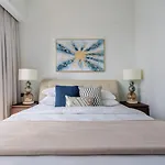Guestready Holiday Homes - Downtown Dubai Retreat