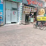 Loft And Full Partition Hostel Room Near Deira Fish Roundabout Metro