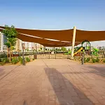 Trendy Studio Getaway In Dubailand\'S Best Distric