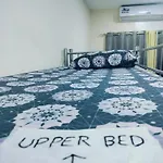 Rovers Boys Hostel Dubai Near Gold Souq Metro