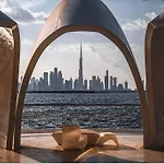 Contemporary 1Br Condo With Pool At Creek Harbour
