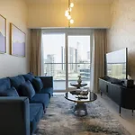 Stunning Canal Views L Sleeps 6