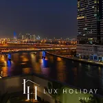 Lux The Voleo Canal View Suite