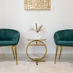 Bright And Chic 2-Bedrooms In Downtown Near Burj Khalifa And Dubai Mall!