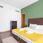 Vacay Lettings -2 Bed Iris Blue Dubai Marina