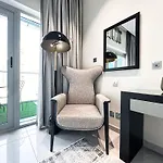 Unparalleled Splendor - Luxe Studio In Business Bay