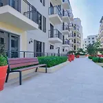 Gorgeous 1-Bedroom Apartment With Beach Access In Port De La Mer