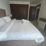 Sophisticated 1Br With Burj Khalifa Views