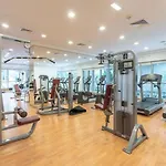 Dream Inn Apartments- Boulevard Heights