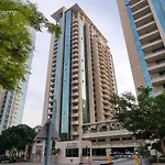 Dream Inn Apartments- Boulevard Heights