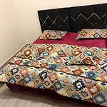 Heliya Hostel