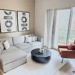 Infinity Pool - Luxury 2-Bhk - Dubai Fountain View