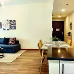 1 Bedroom Renovated Apartment In Marina Diamond 3 Close To Tram And Metro