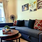 1 Bedroom Renovated Apartment In Marina Diamond 3 Close To Tram And Metro