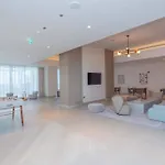 Chic 2-Bedroom Downtown Gem