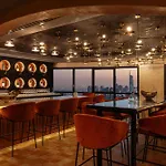 Dubai Marriott Harbour Hotel And Suites