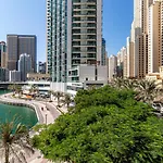 Bright 1-Bedroom With Marina Infinity Pool