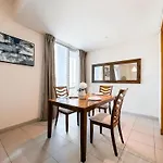 Elegant Escapes - 1B With Marina, Ain Dubai View