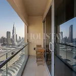 Holistay Luxury Homes - Burj Khalifa View - Direct Access Dubai Mall