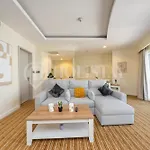 Holistay Luxury Homes - Burj Khalifa View - Direct Access Dubai Mall