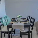 Bloomfields Cozy 1Br Townhouse Life Style City