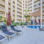 Waves - Spacious 1Br With Balcony & Cozy Interiors In Jvc